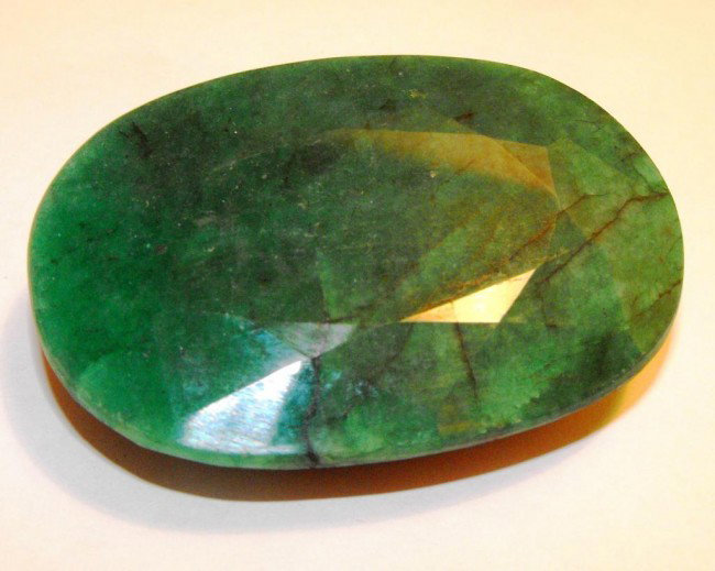 499 ct. Emerald Gemstone - $ 10K GG GIA: All of our evaluations use some or all of the following Gemological tools. : A fully corrected triplet loupe, binocular microscope, master color comparison diamond set, electronic carat balancing scal