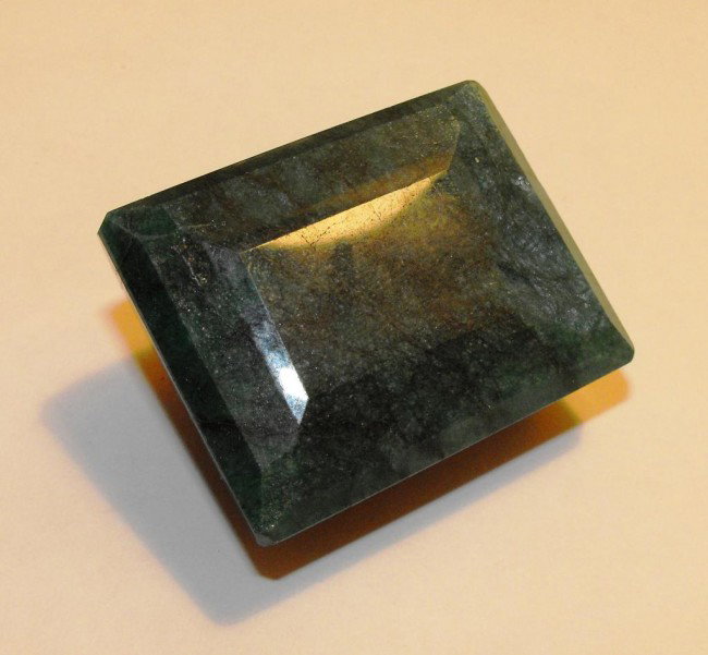 416 ct. Emerald Gemstone - $8K GG GIA: All of our evaluations use some or all of the following Gemological tools. : A fully corrected triplet loupe, binocular microscope, master color comparison diamond set, electronic carat balancing scal