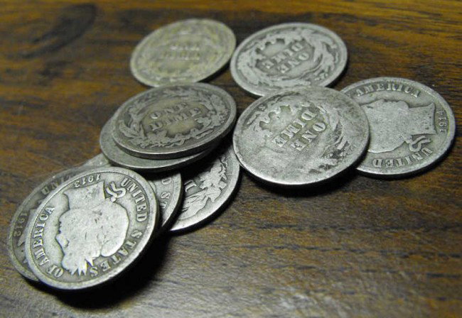Lot of 10 Barber Dimes- 1892-1916 Date Range: A lot of 10 g-f grade Barber Dimes- 1892-1916 date range.All of our items are Official US Asset Forfeiture & Seizures acquisitions. They are not privately held items. They may have belonged to bankrup