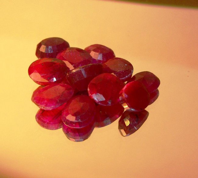 44.5 tcw Ruby Parcel - $ 4500 GG GIA: All of our evaluations use some or all of the following Gemological tools. : A fully corrected triplet loupe, binocular microscope, master color comparison diamond set, electronic carat balancing scal