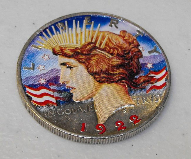 1922 Peace dollar Hand Colorized: This item has been placed into slab/holder/2x 2 by a third party prior to it being listed by us, we do not know the grades of the items.Evaluation should be based upon visual inspection via photo- Thi