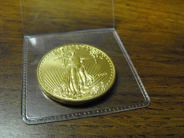 US 1 OZ. Gold Eagle Bullion Coin - Random Year: We offer at auction some of the best quality tangible assets. We strive to make your bidding experience the best on the net. Weekly sales of large bulk lots, individual lots and simply the most offeri