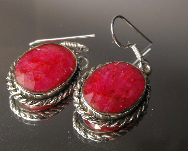 21.40 tcw Ruby E/R Sterling $ 2900 GG GIA: This item was appraised with the gemstone in mount. Each gemstone has been evaluated on a case by case basis, some stones are higher quality than others and will be more valuable than larger stones of