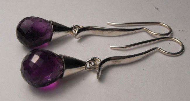 10.08 Amethyst Brio's E/R Sterling $ 890 GG GIA: This item was appraised with the gemstone in mount. Each gemstone has been evaluated on a case by case basis, some stones are higher quality than others and will be more valuable than larger stones of
