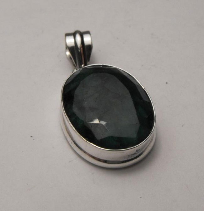8.78 ct Emerald pendant silver $ 1050 GG GIA: This item was appraised with the gemstone in mount. Each gemstone has been evaluated on a case by case basis, some stones are higher quality than others and will be more valuable than larger stones of