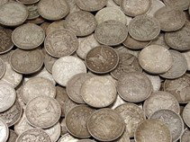 (100) Morgan Silver Dollars: We offer at auction some of the best quality tangible assets. We strive to make your bidding experience the best on the net. Weekly sales of large bulk lots, individual lots and simply the most offeri