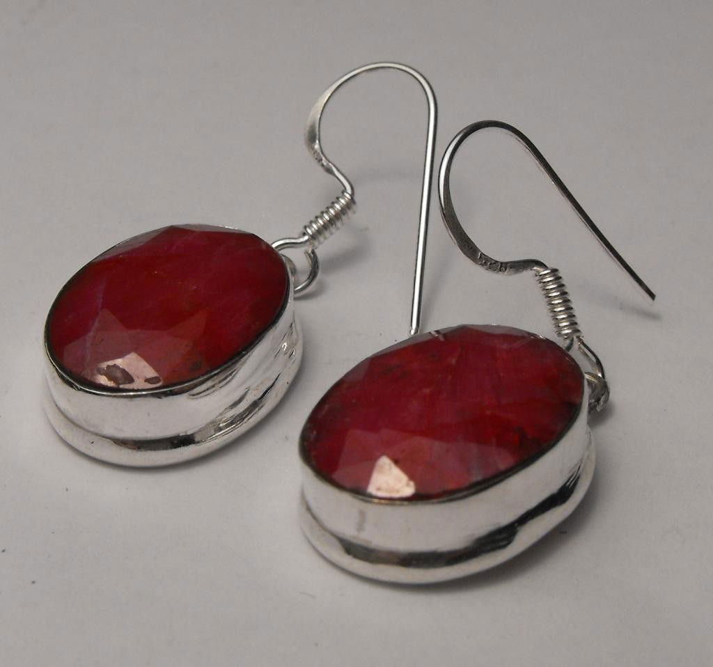 12.04 tcw Ruby E/R Sterling $ 1090 GG GIA: This item was appraised with the gemstone in mount. Each gemstone has been evaluated on a case by case basis, some stones are higher quality than others and will be more valuable than larger stones of