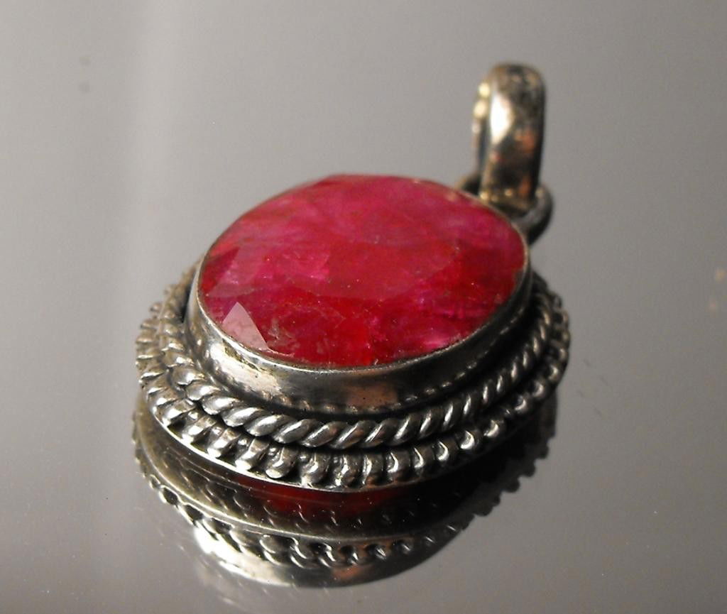 4.64 ct Ruby Pendant Sterling $ 980 GG GIA: This item was appraised with the gemstone in mount. Each gemstone has been evaluated on a case by case basis, some stones are higher quality than others and will be more valuable than larger stones of