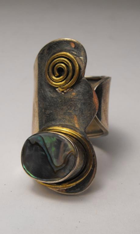 3.04 ct Labradorite Ring Silver $ 450 GG GIA: This item was appraised with the gemstone in mount. Each gemstone has been evaluated on a case by case basis, some stones are higher quality than others and will be more valuable than larger stones of