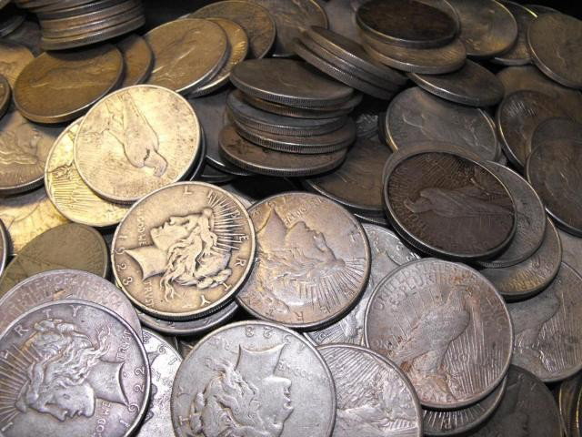 Lot Of 100 Peace Dollars: Lot Of 100 Peace Dollars