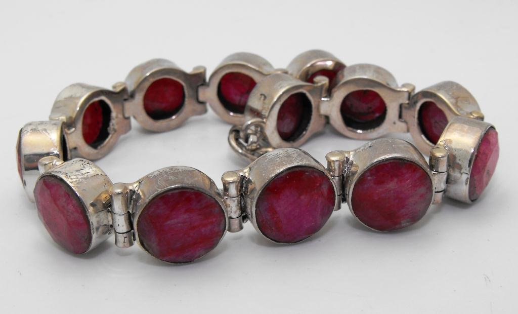 Natrual Ruby and Sterling Bracelet: A very nice sterling mounted ruby bracelet