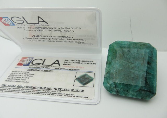 322.95 ct. Green Beryl Gem $ 8397 Appraised: Please refer to the photo's of the appraisal for further information. 3rd party appraisals are those most common for insurance purposes. They are not to be used as a guide as to what to pay or for res