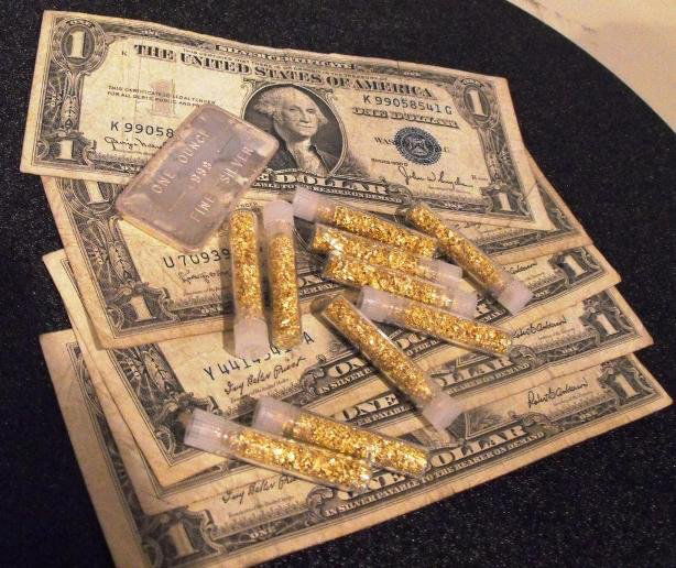 Investor's Lot - Silver-Old Currency: Gold Leaf NON BULLION (not meltable) Vials(10), 1 oz Silver Bar, 5 Obsolete Silver certificates!