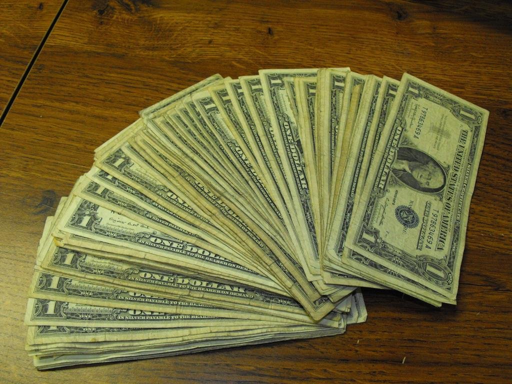 (100) Silver Certificates - (1 of 1)