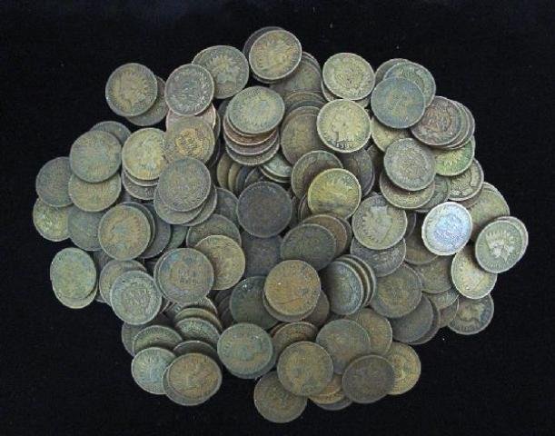 (200) Indian Head Cents - Mix Grades- Dates (1 of 1)
