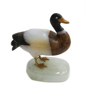 18k Yellow Gold Carved Mallard Duck Peter Dreher - Idar Oberstein: 18k Yellow Gold Carved Mallard Duck Peter Dreher - Idar Oberstein. A well carved mallard duck set with white tourmaline eyes and 18k yellow gold webbed feet. The body realistically modelled agate, jas