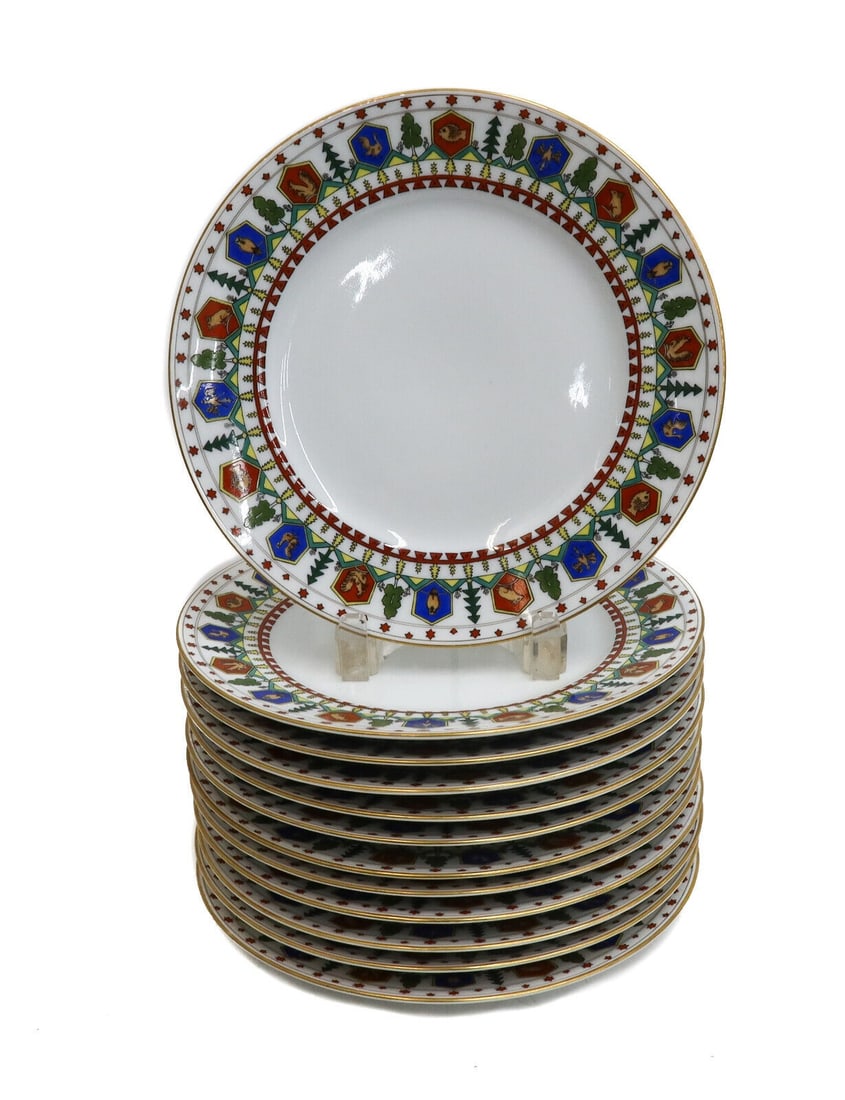 12 Kornilov Bros Imperial Russian Porcelain Dinner Plates circa 1910 Armorials (1 of 6)