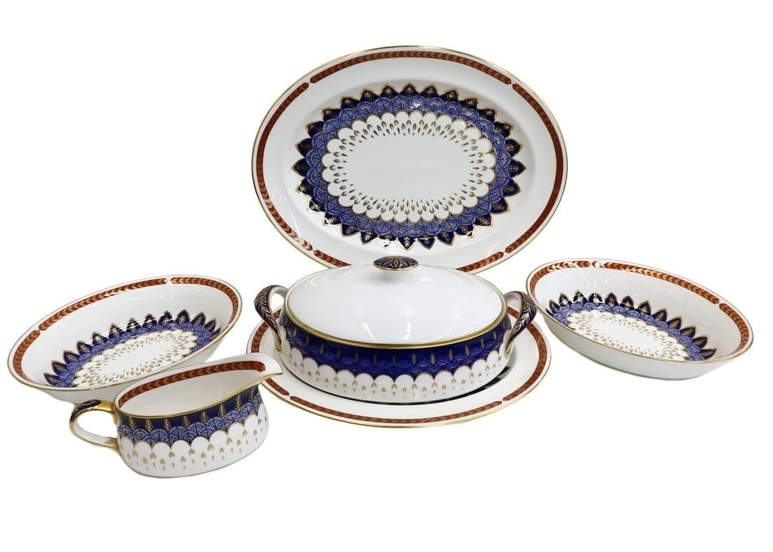 Royal Crown Derby England Porcelain Serving Dishes in Quail 20th Century (1 of 5)