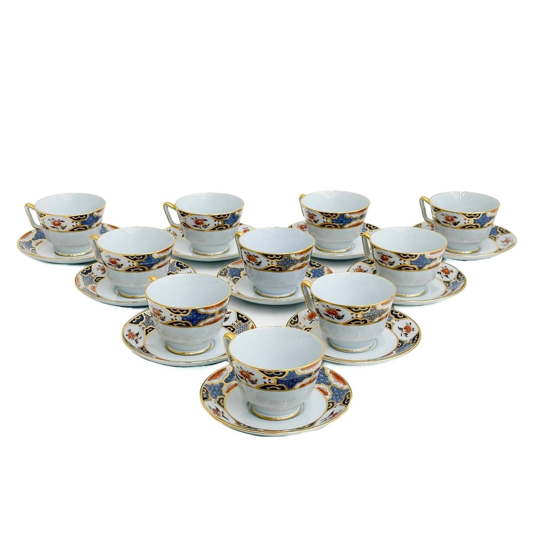 10 Copeland Spode England Porcelain Fine Stone Tea Cups & Saucers in Shima c1940: 10 Copeland Spode England Porcelain Tea Cups & Saucers in Shima, circa 1940 Band of floral decoration to the edge, gilt accents. Underside marked Copeland Spode England Fine Stone Weight: Approx. 9 lb