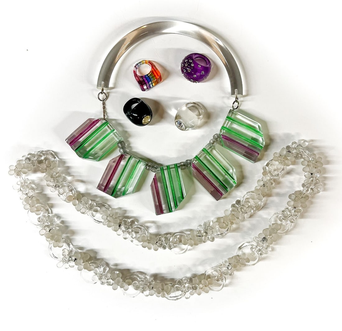 lot of Lucite / Acrylic jewelry necklaces rings c1960-80 (1 of 14)