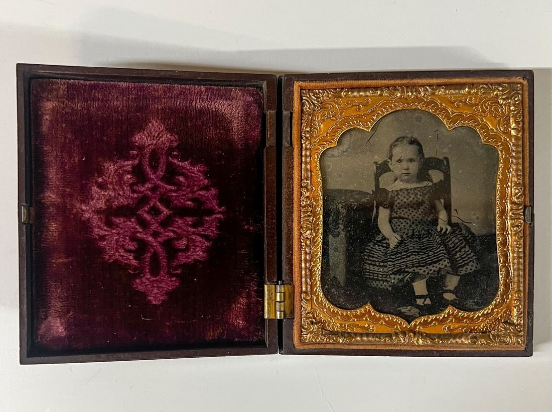 Ambrotype of Young Girl in Gutta Purcha Case (1 of 6)