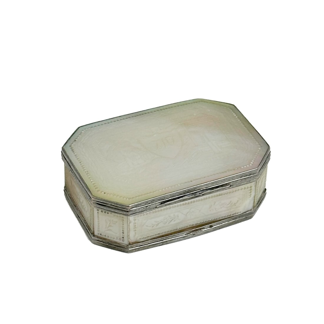 Chinese Engraved Mother of Pearl Box Silver Mounts circa 1900 (1 of 8)