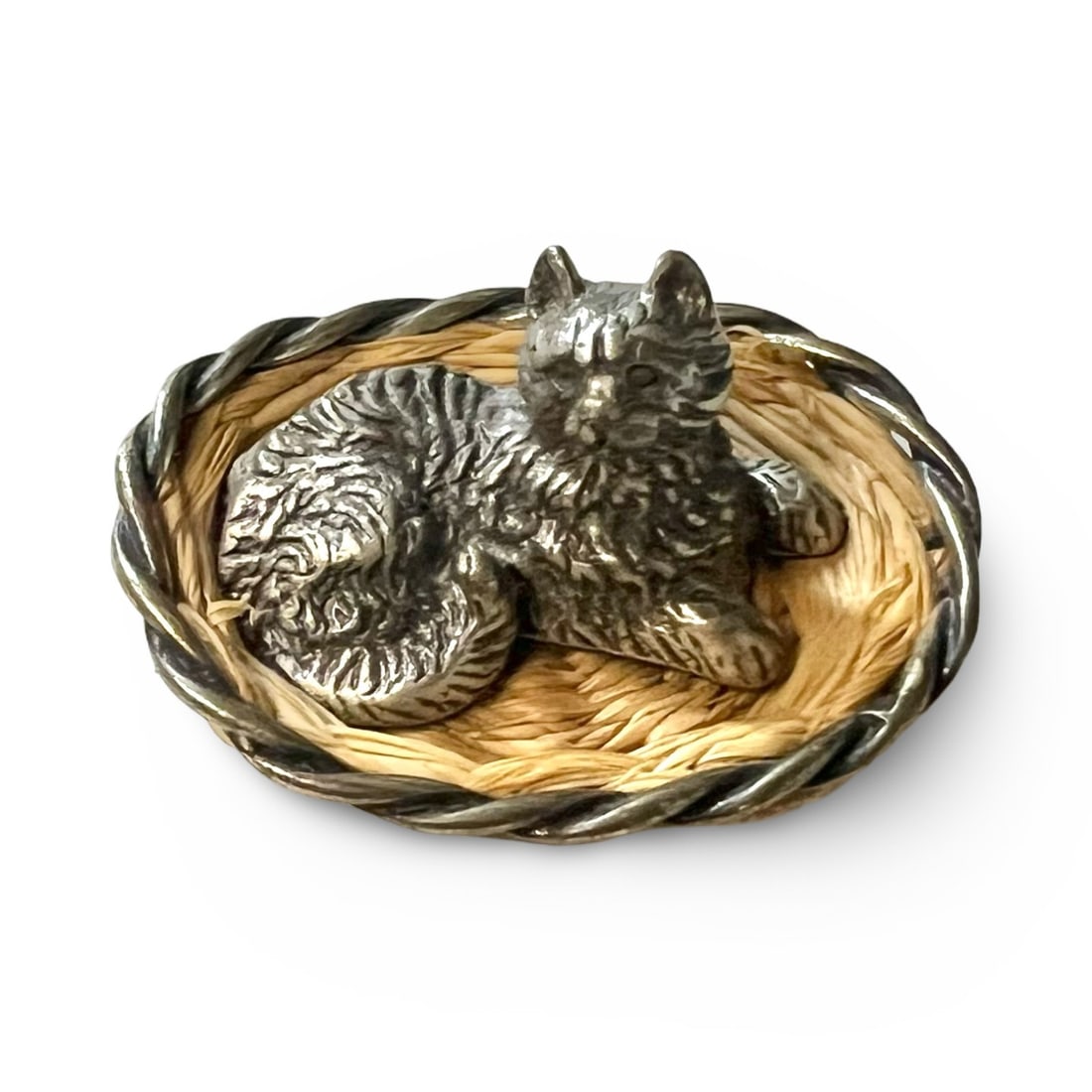 Italian Miniature 800 Silver Cat Kitten in a basket (1 of 6)