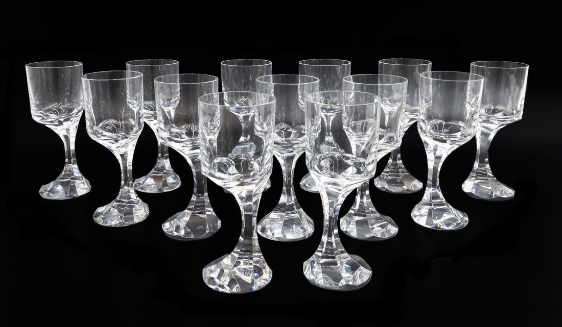 13 Baccarat France Crystal Glass Red Wine Goblets in Narcisse (1 of 8)