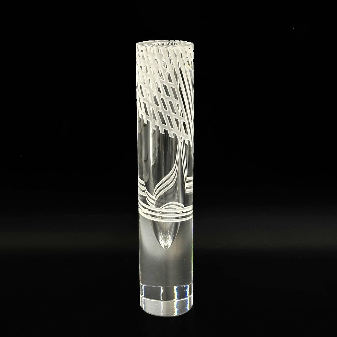 Steuben Art Glass Crosshatch Vase One of a Kind 1/1 by Eric Hilton 1986 with Box: Steuben Crystal Art Glass Crosshatch Vase by Eric Hilton 1986. Cylindrical glass vase with etched decoration, with original Steuben fitted box and booklet. Vase with etched signature E Hilton to lower