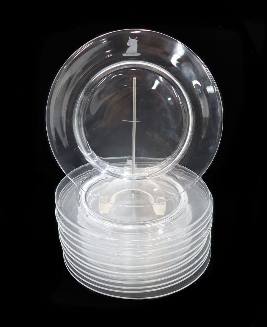 12 Steuben Art Glass Dinner Plates Heraldic Emblem Signed (1 of 6)