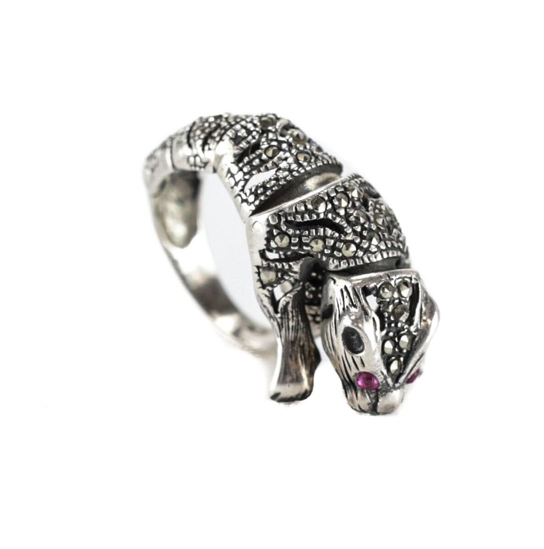Vt Sterling Silver Marcasite Ruby Articulated Jaguar Cat ring sz 6.5 Wrap around (1 of 6)