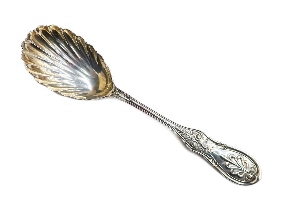 Tiffany & Co. Gilt Sterling Silver Solid Berry Shell Spoon in Saratoga c1900 (1 of 6)