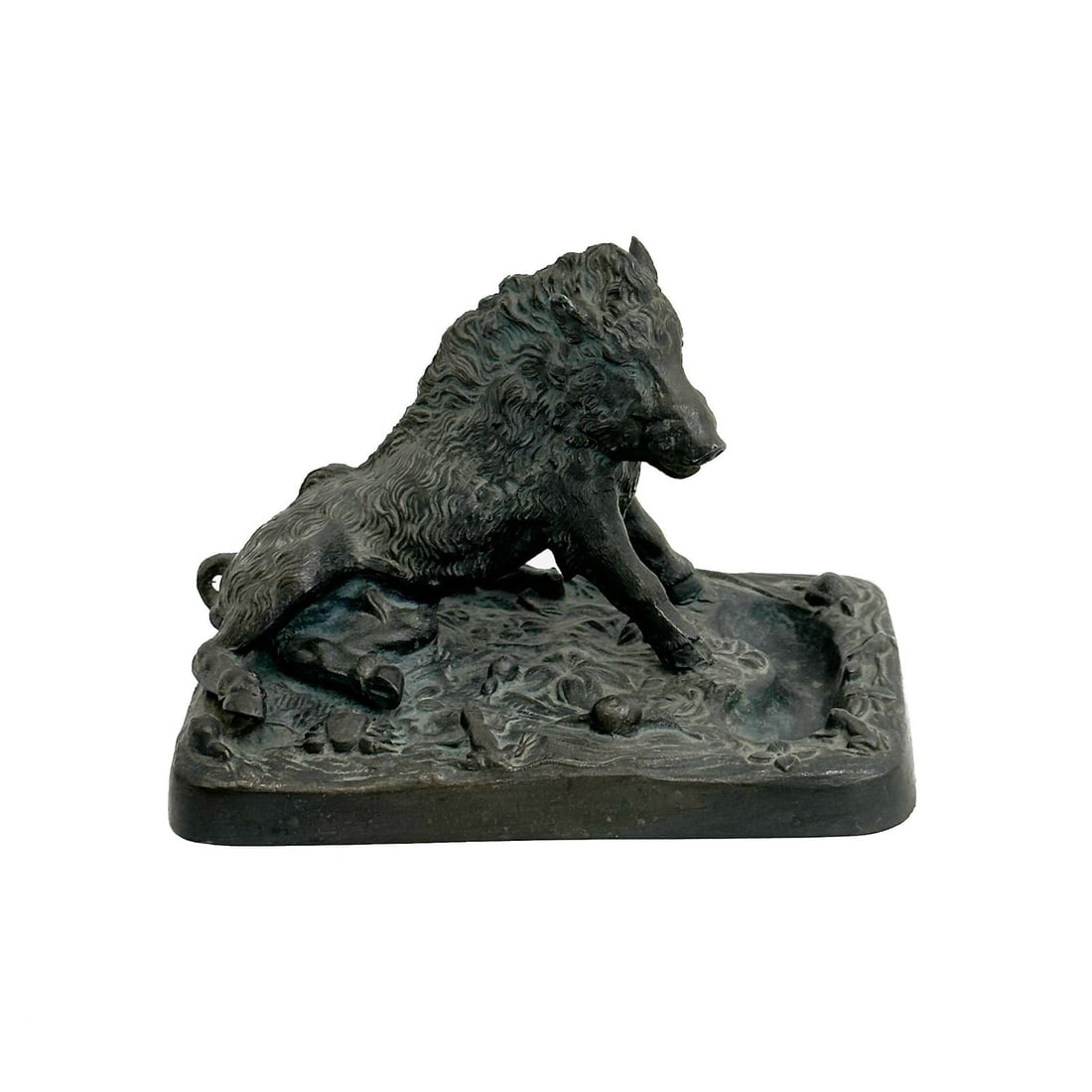 Continental Bronze Boar Desk Pen Tray 1st half 20th century: Continental Bronze Boar Desk Pen Tray 1st half 20th century Weight: Approx. 4 lb Measurements: Approx. 6.825 inches x 4.5 inches x 4.5 inches Condition: Great overall condition, light signs of wear. D