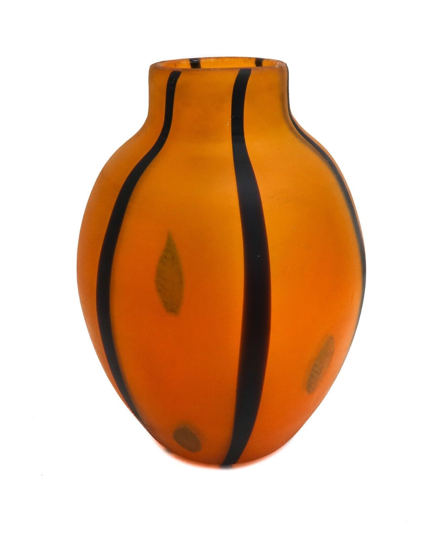Large Murano Cenedese Vetri Italian Orange Art Glass Leaf Vase circa 1950: Large Murano Cenedese Vetri Italian Art Glass Vase, circa 1950. Orange ground with black stripes and leaves to the panels. Marked Cenedese to underside with original Cenedese partially removed sticker