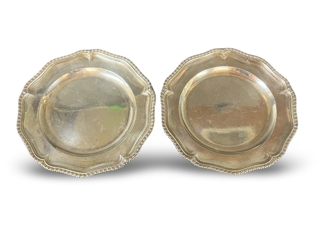 18th Century Pair of George II Sterling Silver Plates Chargers Edward Feline (1 of 10)