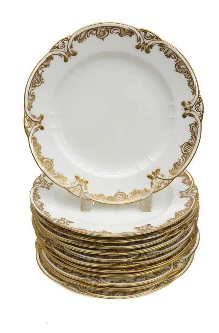 12 Sevres Soft Paste Porcelain Dinner Plates Assiette a Palmes circa 1775 (1 of 6)