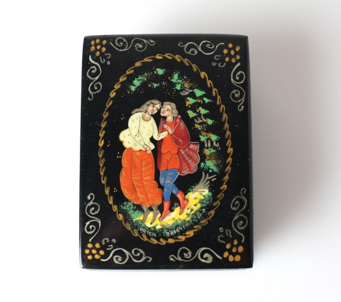 Vintage Russian Lacquer Trinket Box Mstyora ?????? Courting Couple Hand painted (1 of 5)