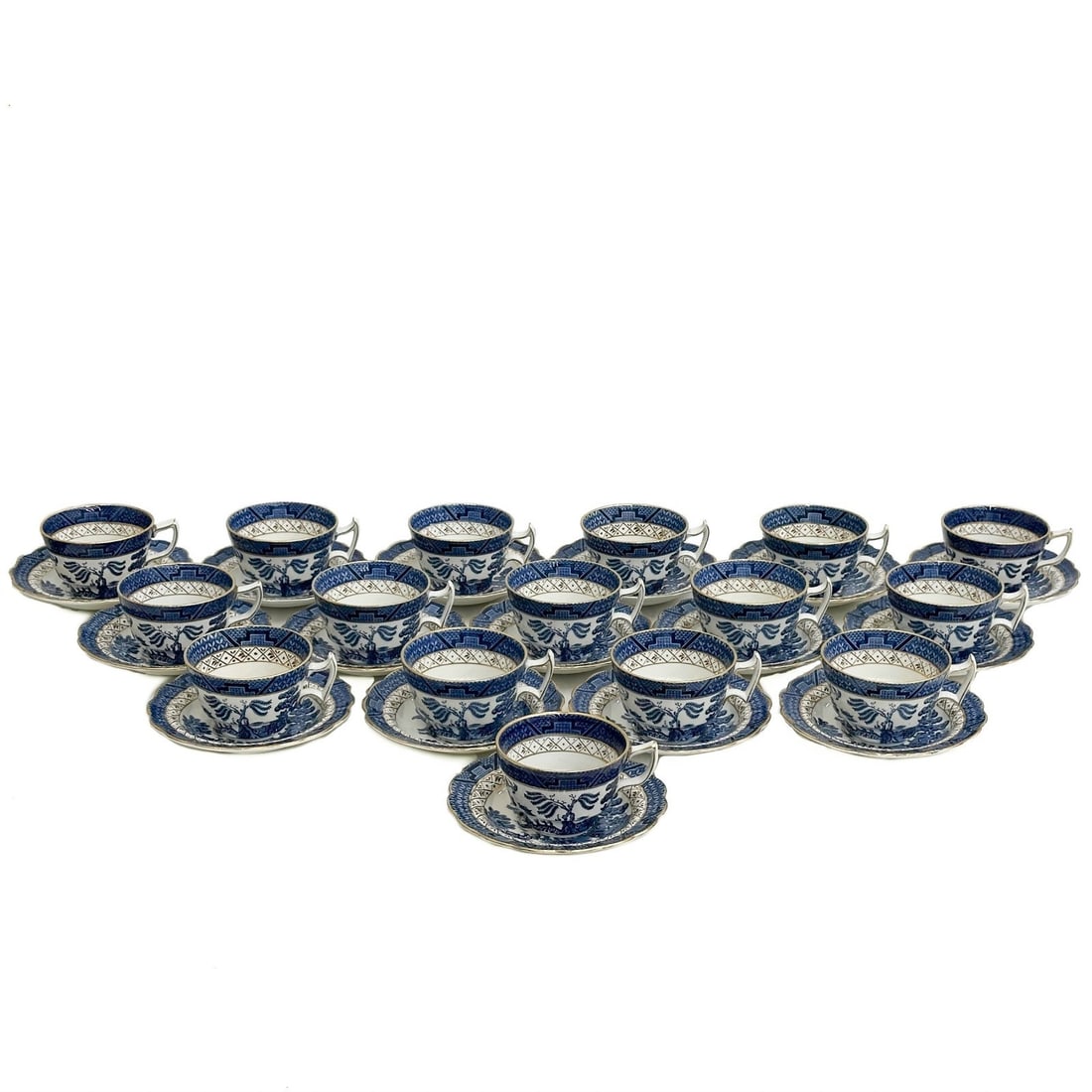 16 Booths England Porcelain Real Old Willow Blue Cup & Saucers circa 1940 (1 of 5)