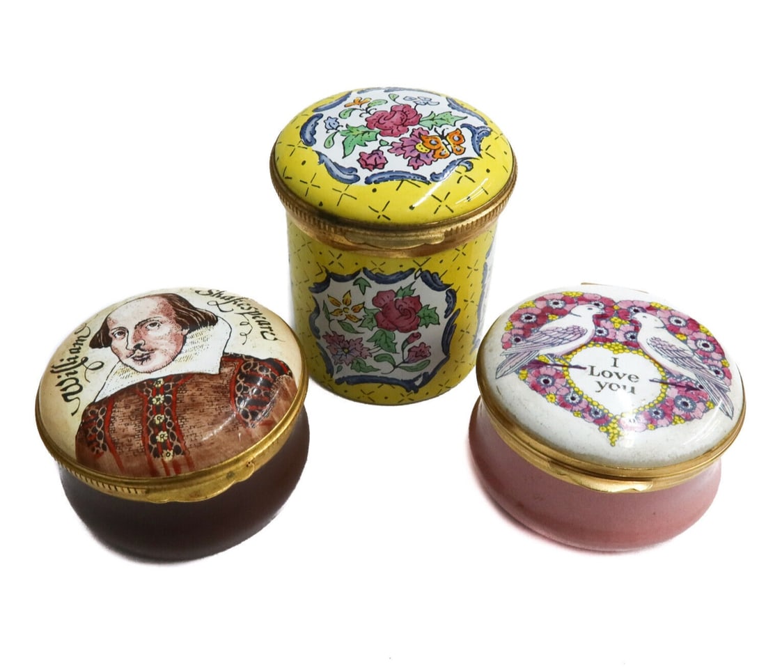 3 Crummles Enamels English Trinket Boxes Floral Shakespeare I Love You (1 of 13)