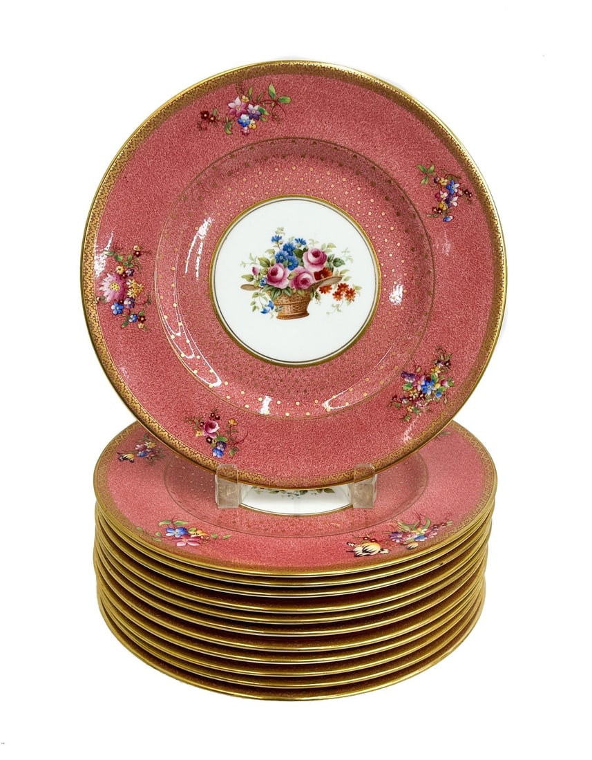 12 Royal Doulton England Tiffany & Co. New York Porcelain Dinner Plates c1925: 12 Royal Doulton England for Tiffany & Co. New York porcelain dinner plates, circa 1925. Red powdered ground with multi-colored florals to center and rim. Royal Doulton England mark to underside. Weig
