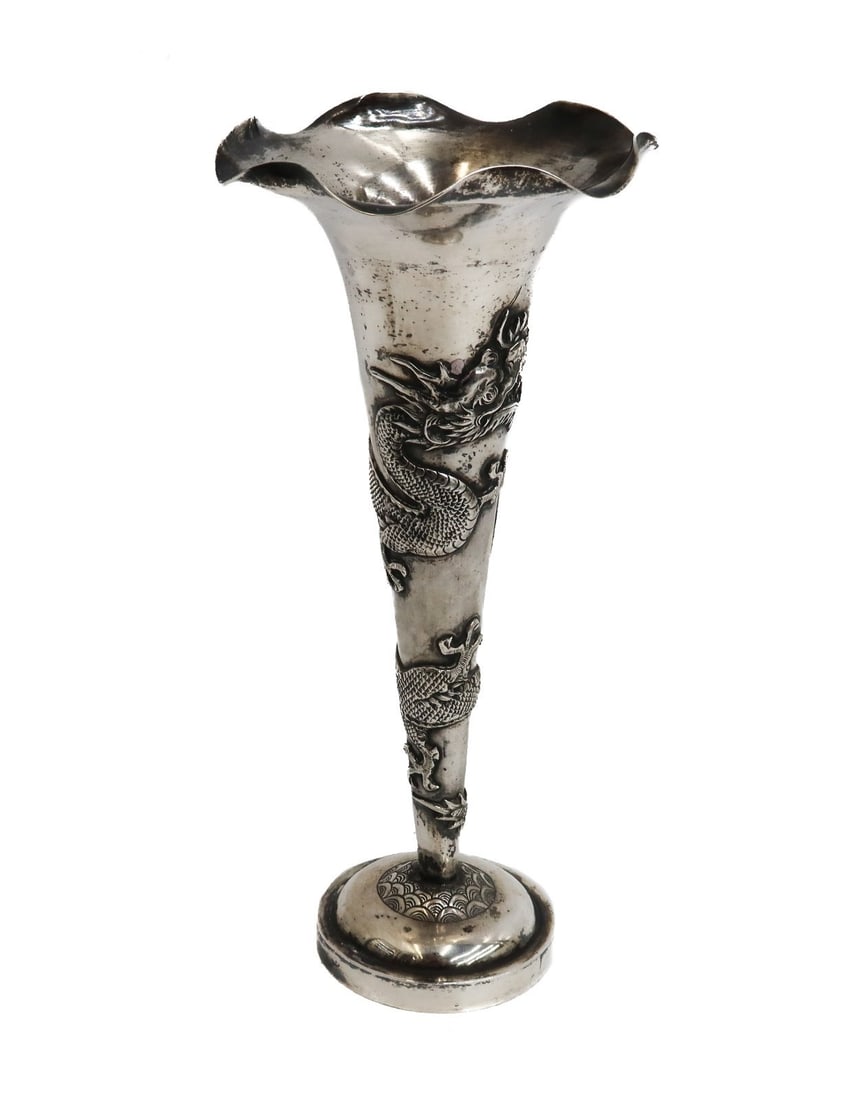 Chinese 900 Silver Dragon 7.75 inch Bud Vase Early 20th Century: Chinese 900 silver dragon 7.75 inch bud vase, Early 20th Century. Repousse dragon to the body. Unmarked, tests for around 900 silver Weight: Approx. 4.73 ozt Measurements: Approx. 3.5 inches diameter