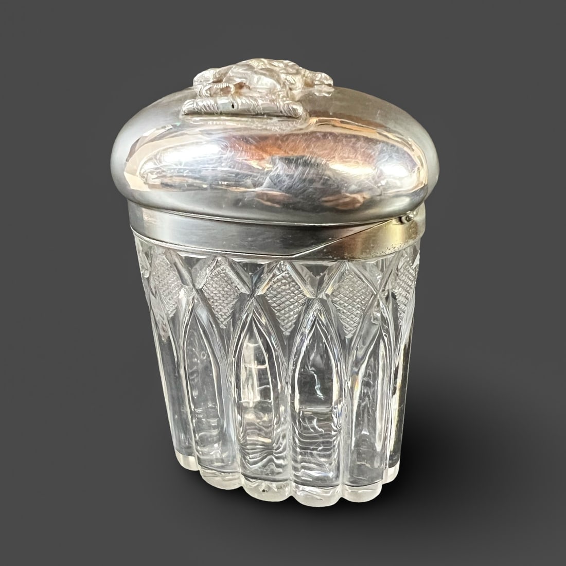 Victorian Gilt sterling silver cut crystal Travel vanity jar w/ lion rampant (1 of 18)
