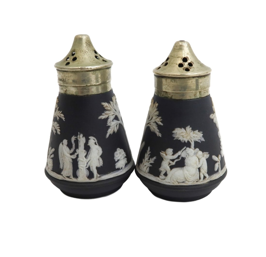 Wedgwood England Black Dipped Jasperware Figural Salt Pepper Shakers c1910 (1 of 8)