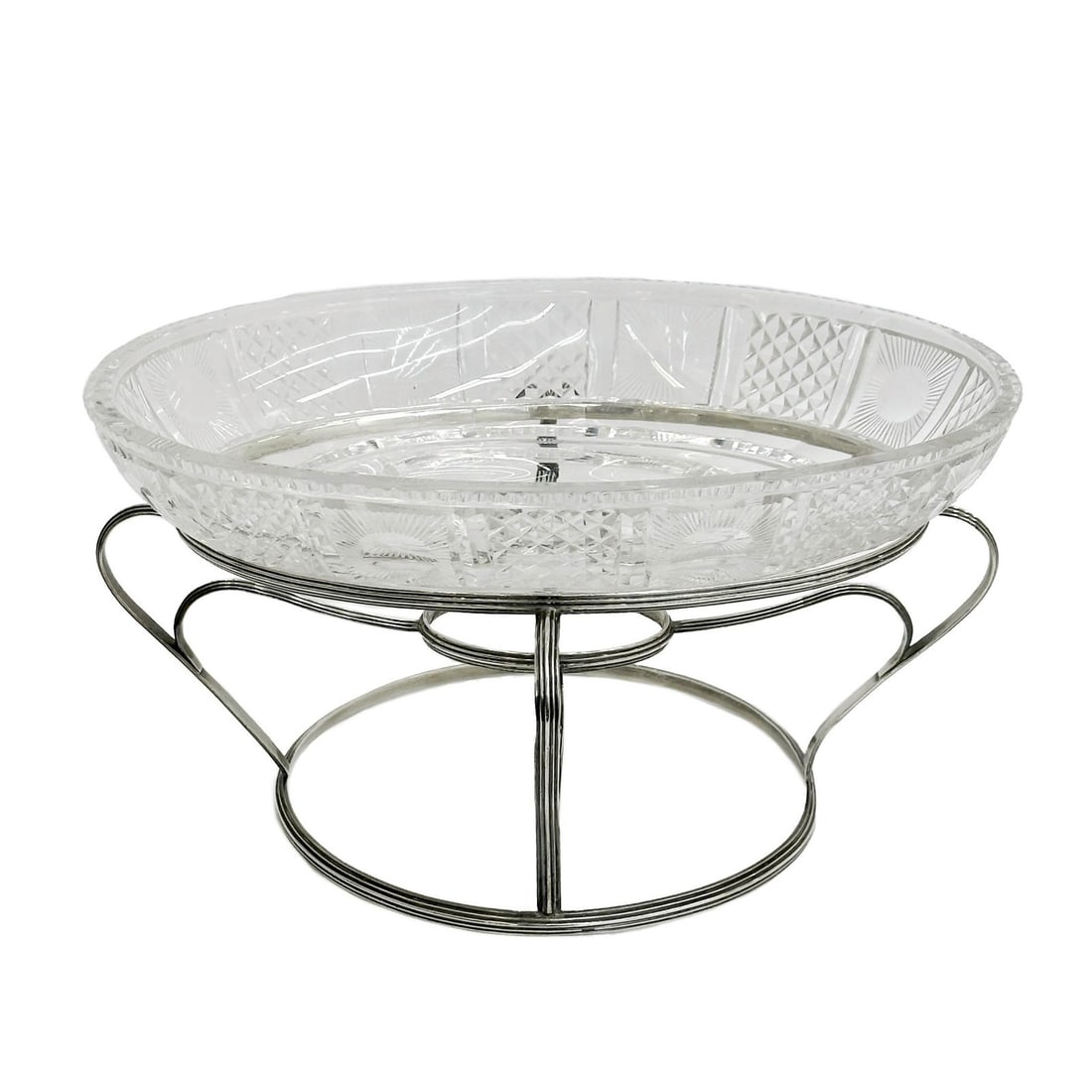 London Georgian 925 Silver Stand & Crystal Centerpiece Bowl Henry Holland 1807: Georgian Sterling Silver Stand with Original Hand Cut & Polished Crystal Centerpiece Bowl, Henry Holland, 1807 London.With original cut crystal bowl insert. - 15.5 ozt (stand only) Measurements: Appro