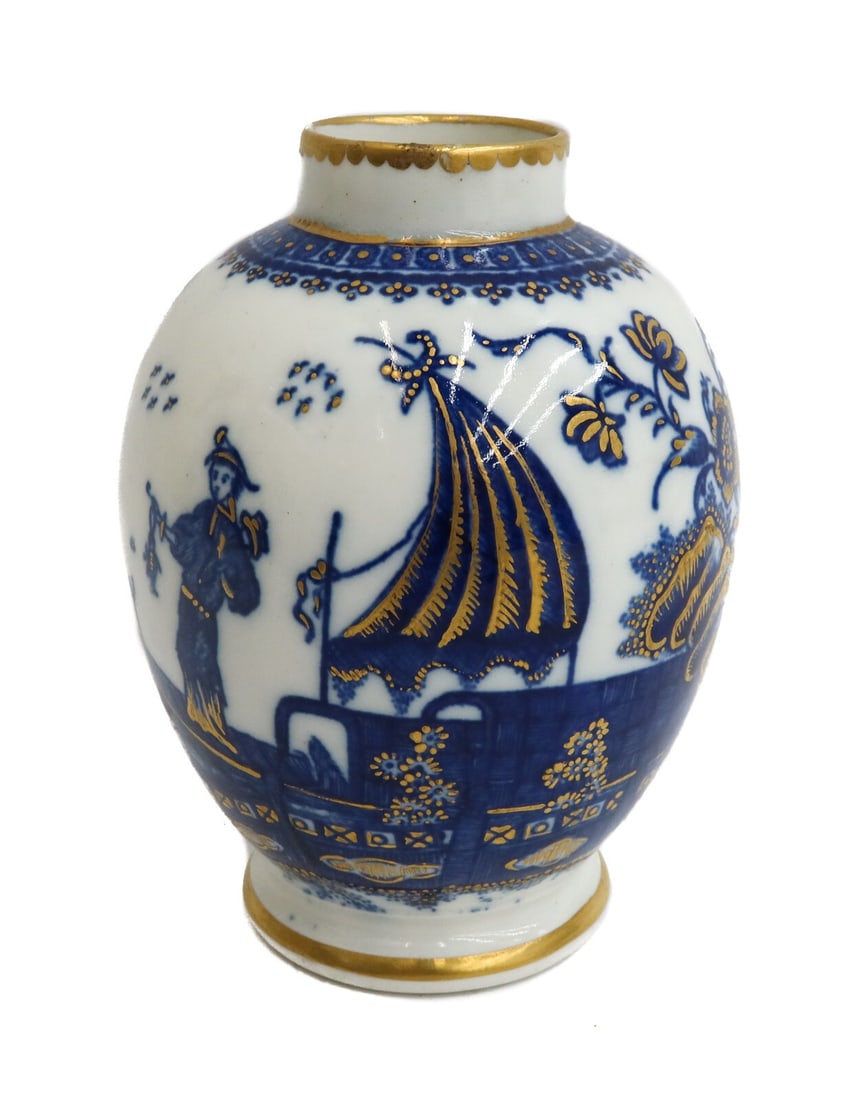 Caughley Salopian English Blue White and Gilt Chinoiserie Vase circa 1780 (1 of 8)