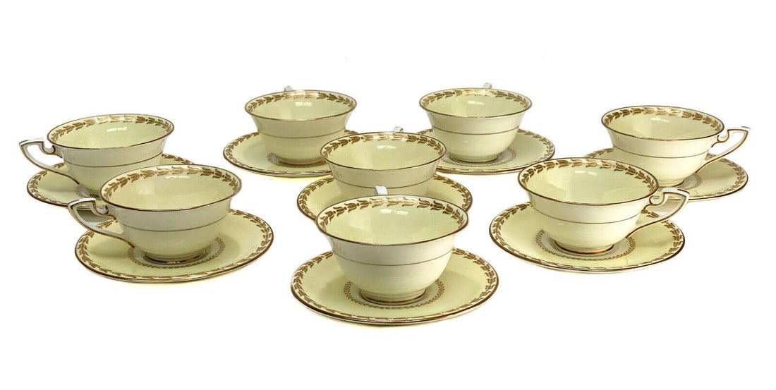 8 Royal Worcester England Porcelain & Gilt Empire Style Cup and Saucers, 1940 (1 of 5)