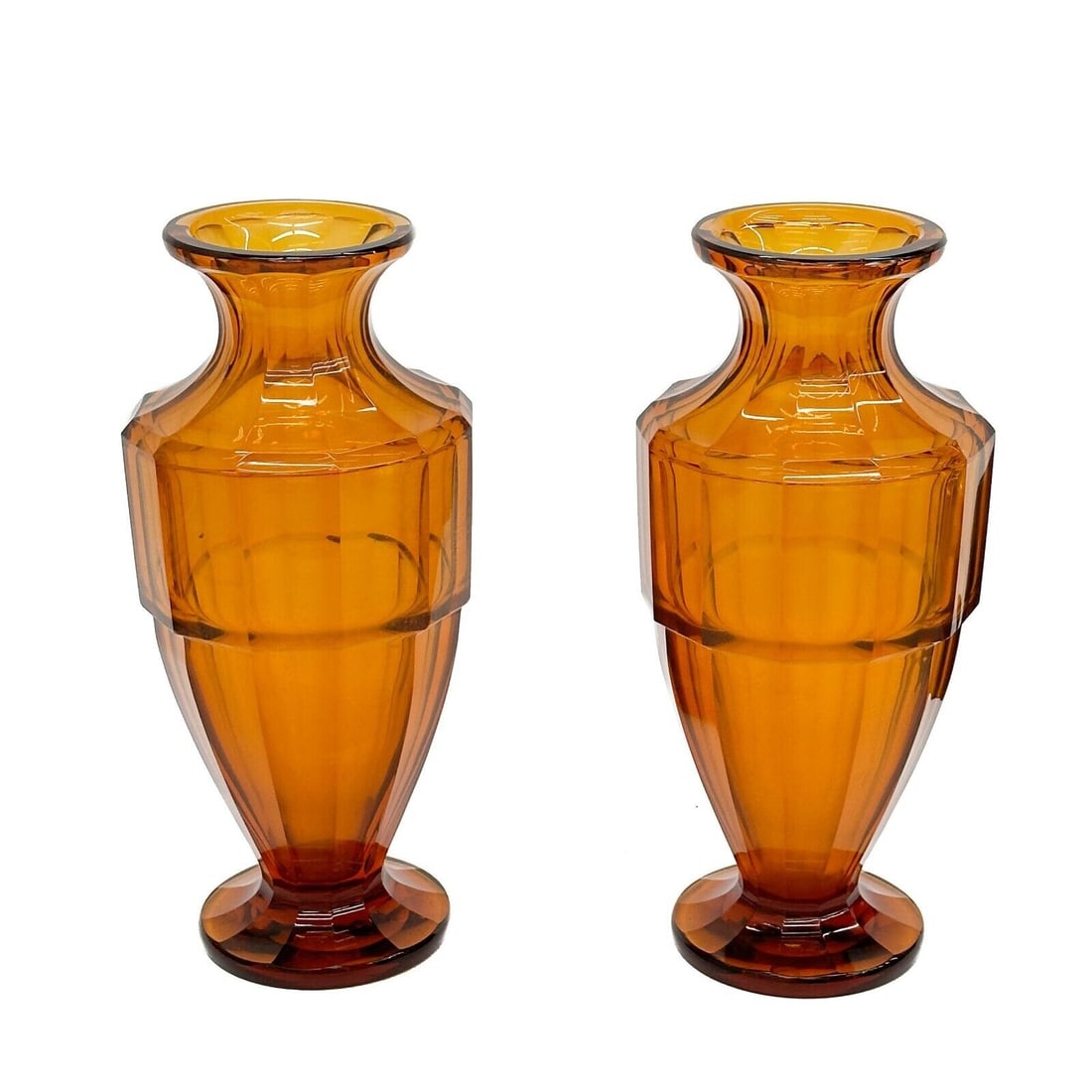 Pair English Amber Cut Glass Vases 19th century: Pair English amber cut glass vases, 19th century. Weight:approx. 6 lbs Measurements: Approx. 4.75 inches diameter x 10.5 inches tall Condition: great condition, light shelf wear to the underside. Dome
