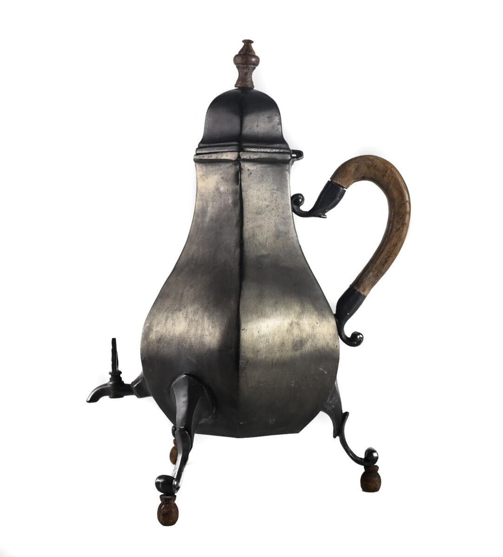 18th Century European Pewter Footed Samovar Hot Water Kettle wood handle feet: 18th Century European Pewter Footed Samovar Hot Water Kettle, wood handle, feet and finial. Impressed mark on underside, JD under Crown mark. 6lbs Measurements: Approx. 16.25" height Condition: Very g