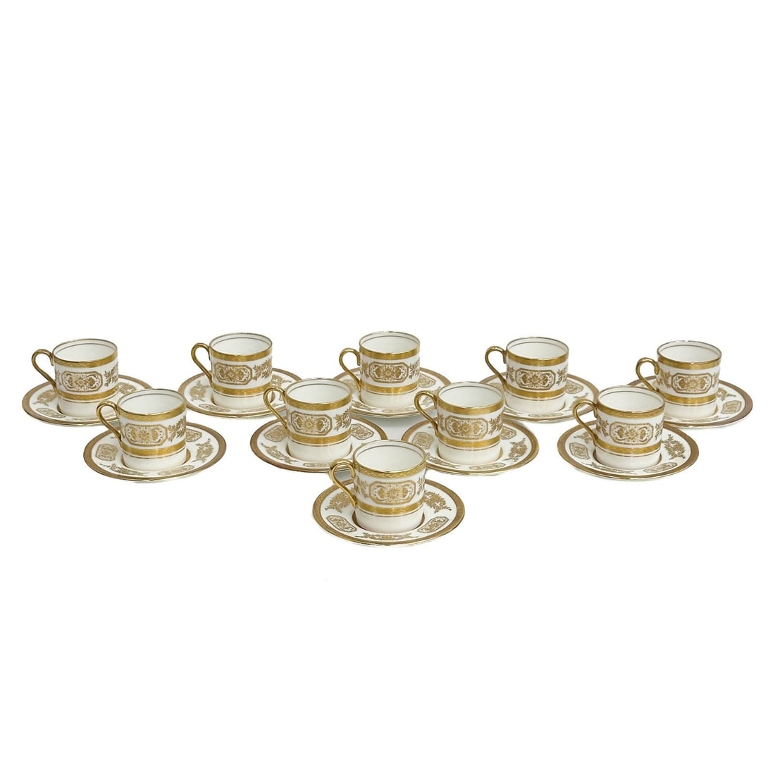 10 Aynsley England Gilt Porcelain Demitasse Cup & Saucers Engagement 8220 c1940: 10 Aynsley England Gilt Porcelain Demitasse Cup & Saucers in Engagement Pattern circa 1940. A white ground with ornate gilt decoration. Underside marked Aynsley England 8220. Weight: Approx. 4 lb Meas