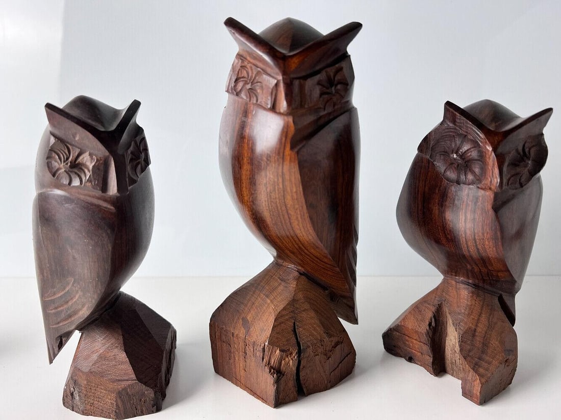 3pc Vintage Hand Carved hard wood Modernist Owls mid century made in Mexico: 3pc Vintage Hand Carved hard wood Modernist Owls, mid century, made in Mexico. Glossy polished owls carved in hardwood, the base left raw and natural. 7lbs Measurements: Approx. tallest 9.25 inches he
